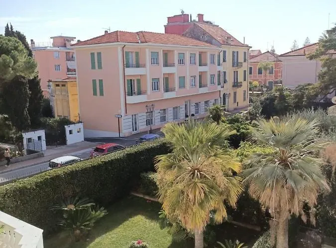 Palace Britannique Love And Magic In Bordighera