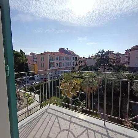 Palace Britannique Love And Magic In Bordighera Exterior photo